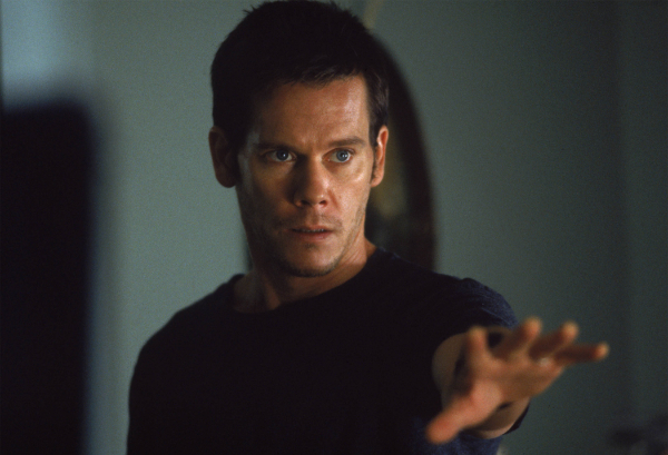 Stir of Echoes (1999)