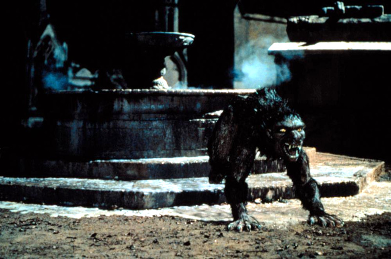 An American Werewolf in Paris 1997 CGI she-wolves