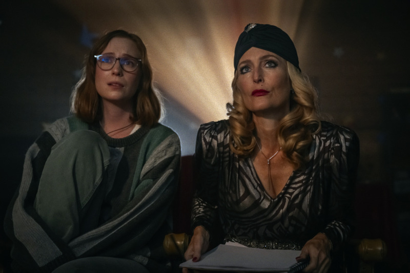 Gillian Anderson and Hannah Einbinder in Teenage Sex and Death at Camp Miasma